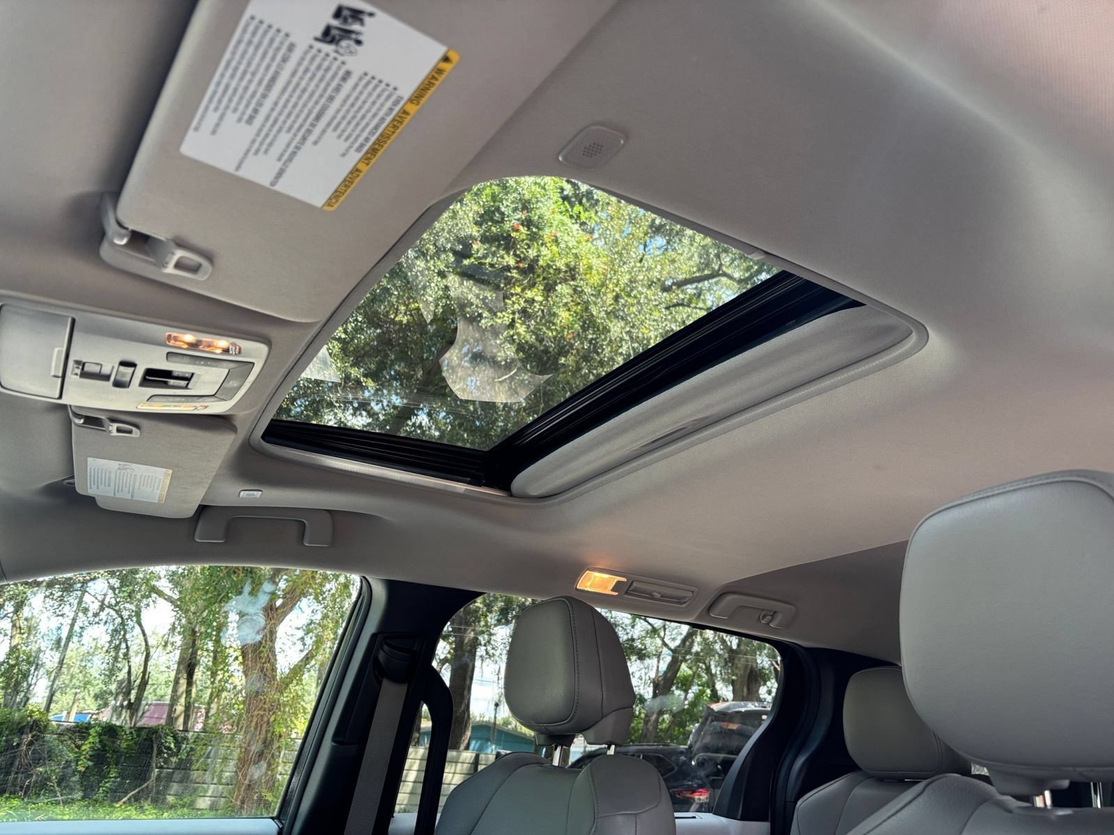 Thumbnail: 2025 Toyota Sienna - 31