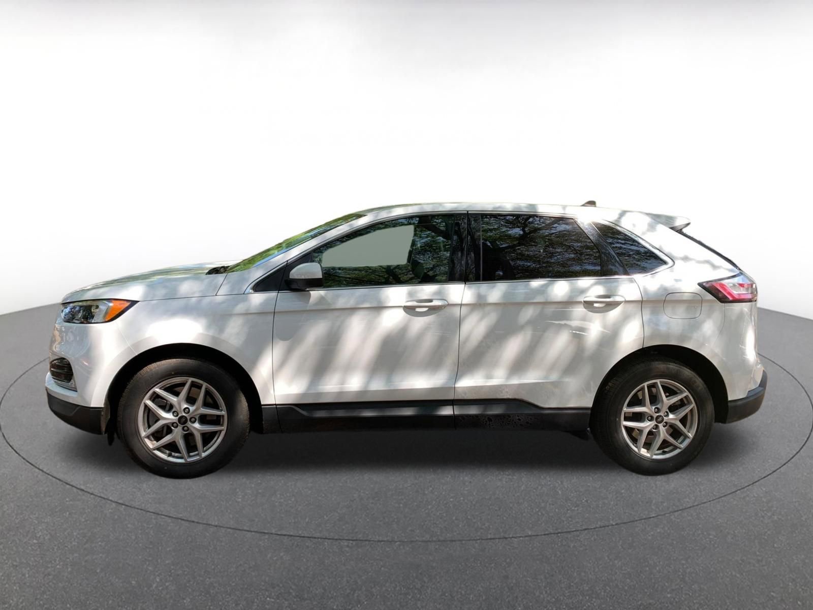Thumbnail: 2024 Ford Edge - 4