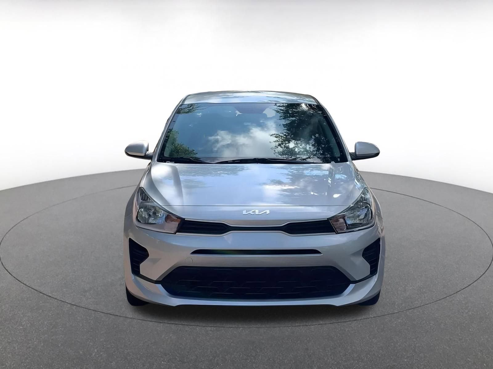 Thumbnail: 2023 Kia Rio - 5