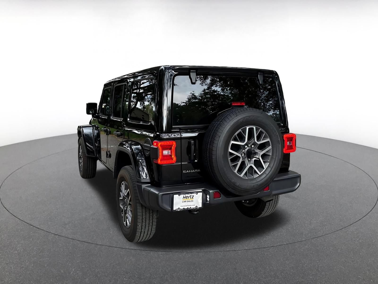 Thumbnail: 2025 Jeep Wrangler - 5