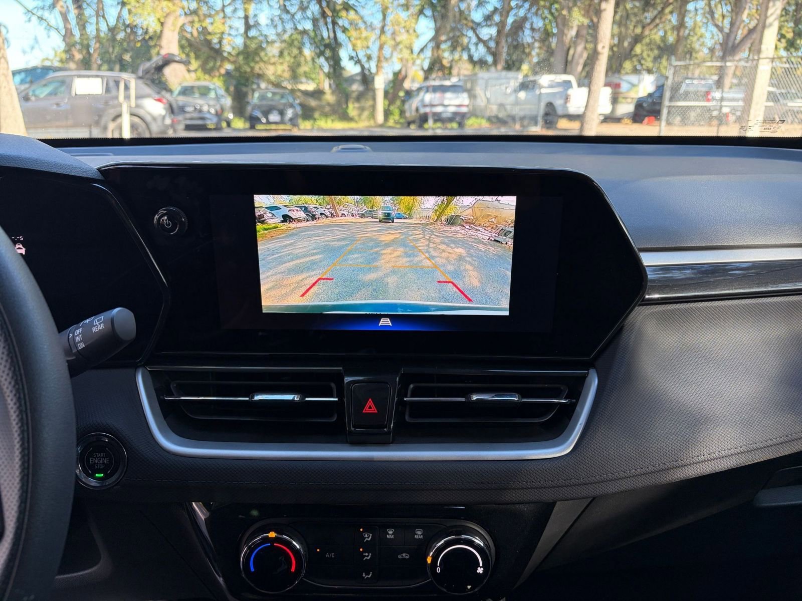 Thumbnail: 2025 Chevrolet TrailBlazer - 17