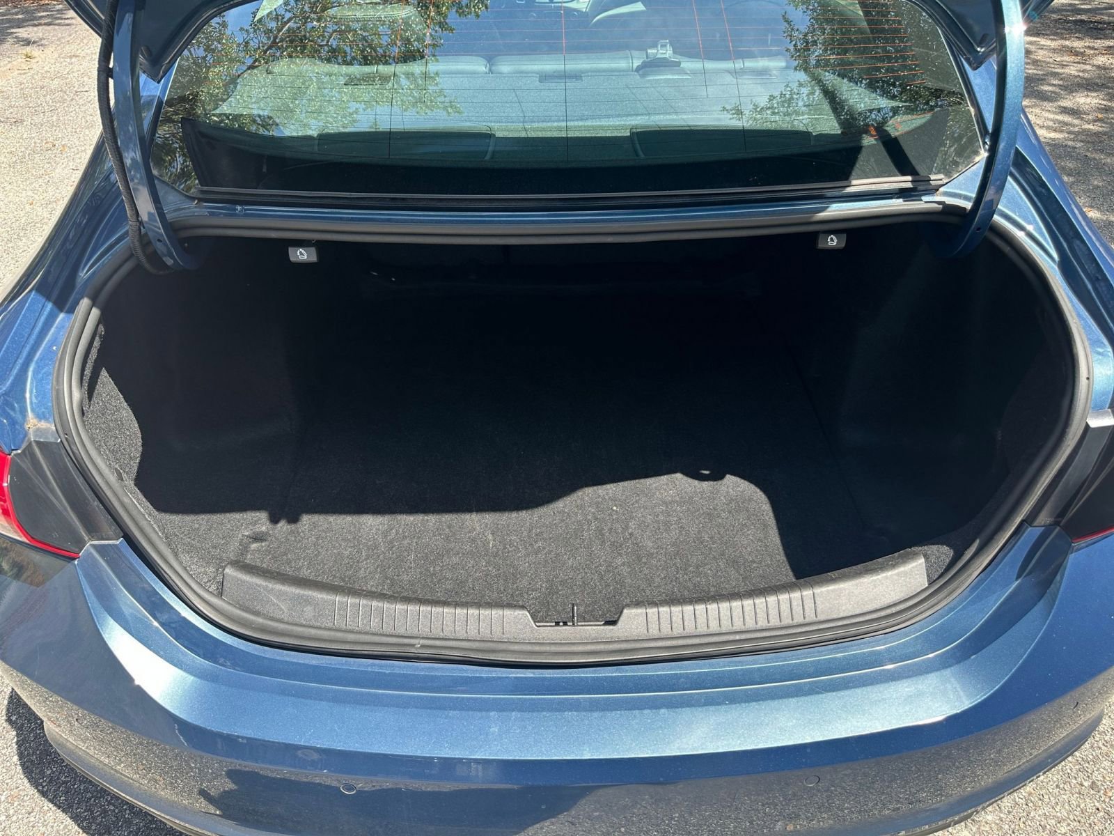 Thumbnail: 2024 Chevrolet Malibu - 24