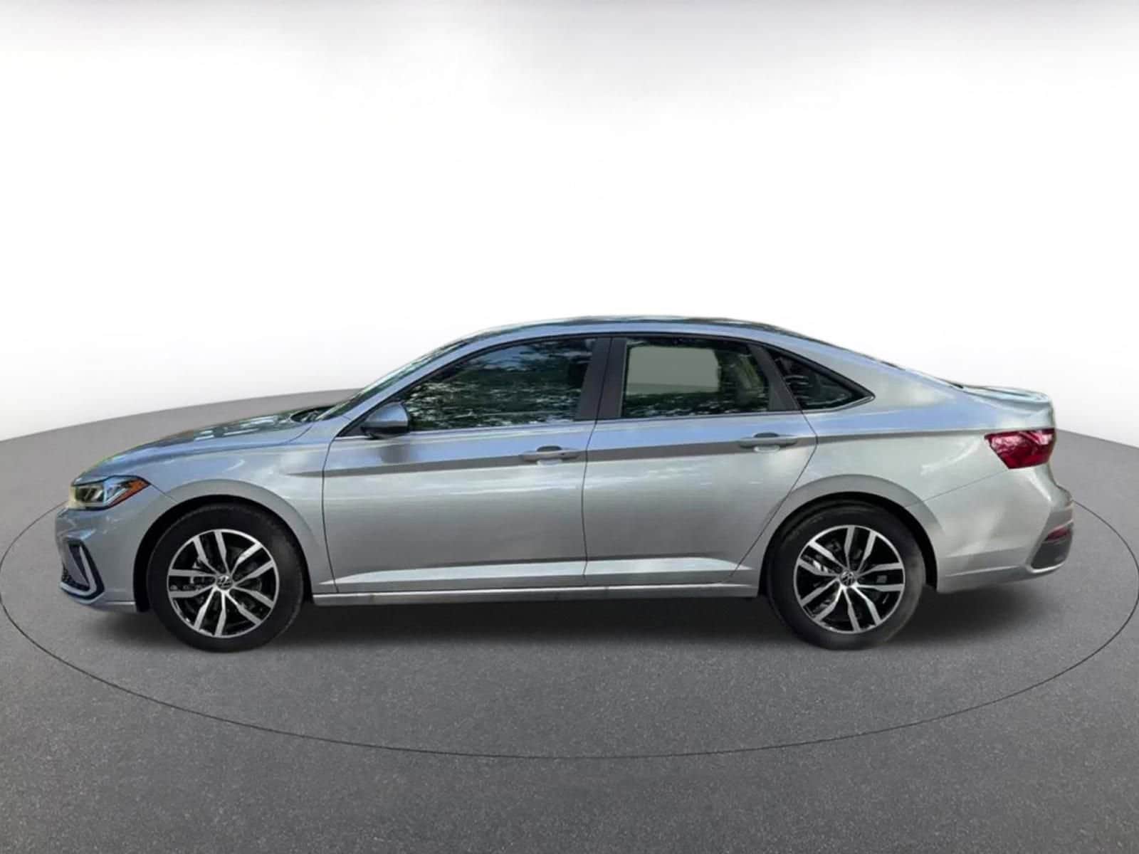 Thumbnail: 2025 Volkswagen Jetta - 9