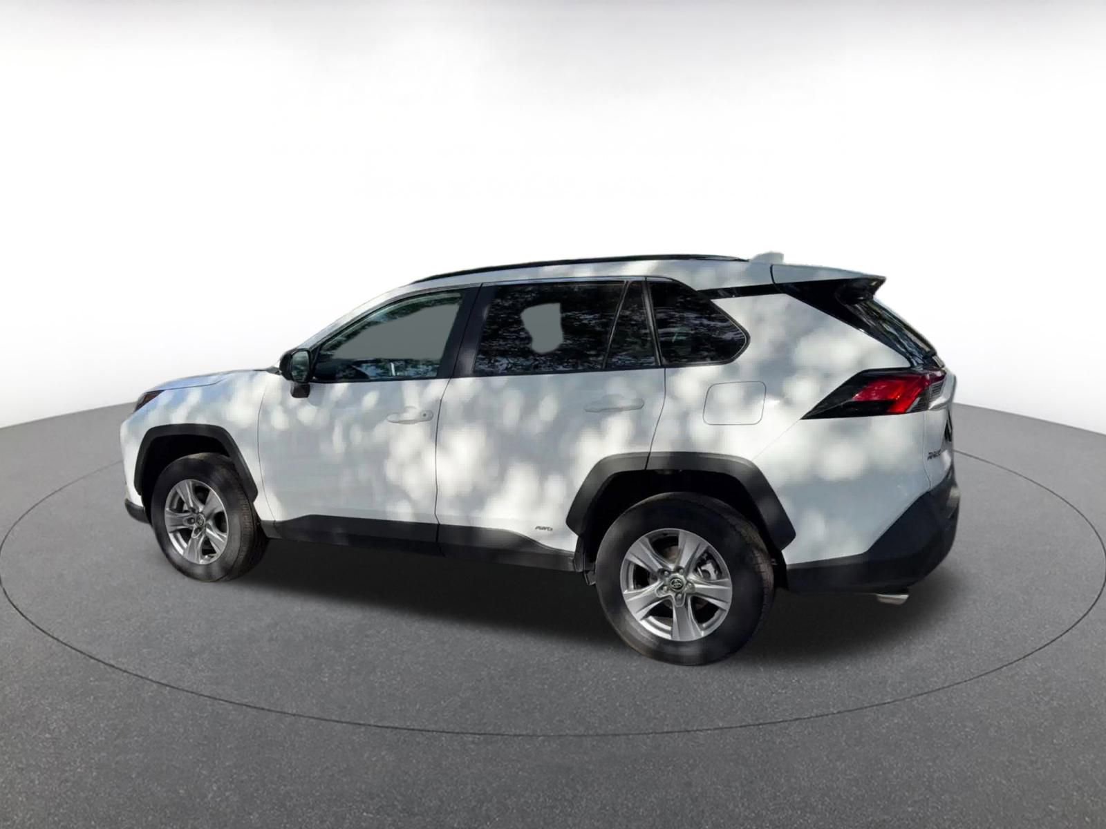 Thumbnail: 2025 Toyota RAV4 - 10