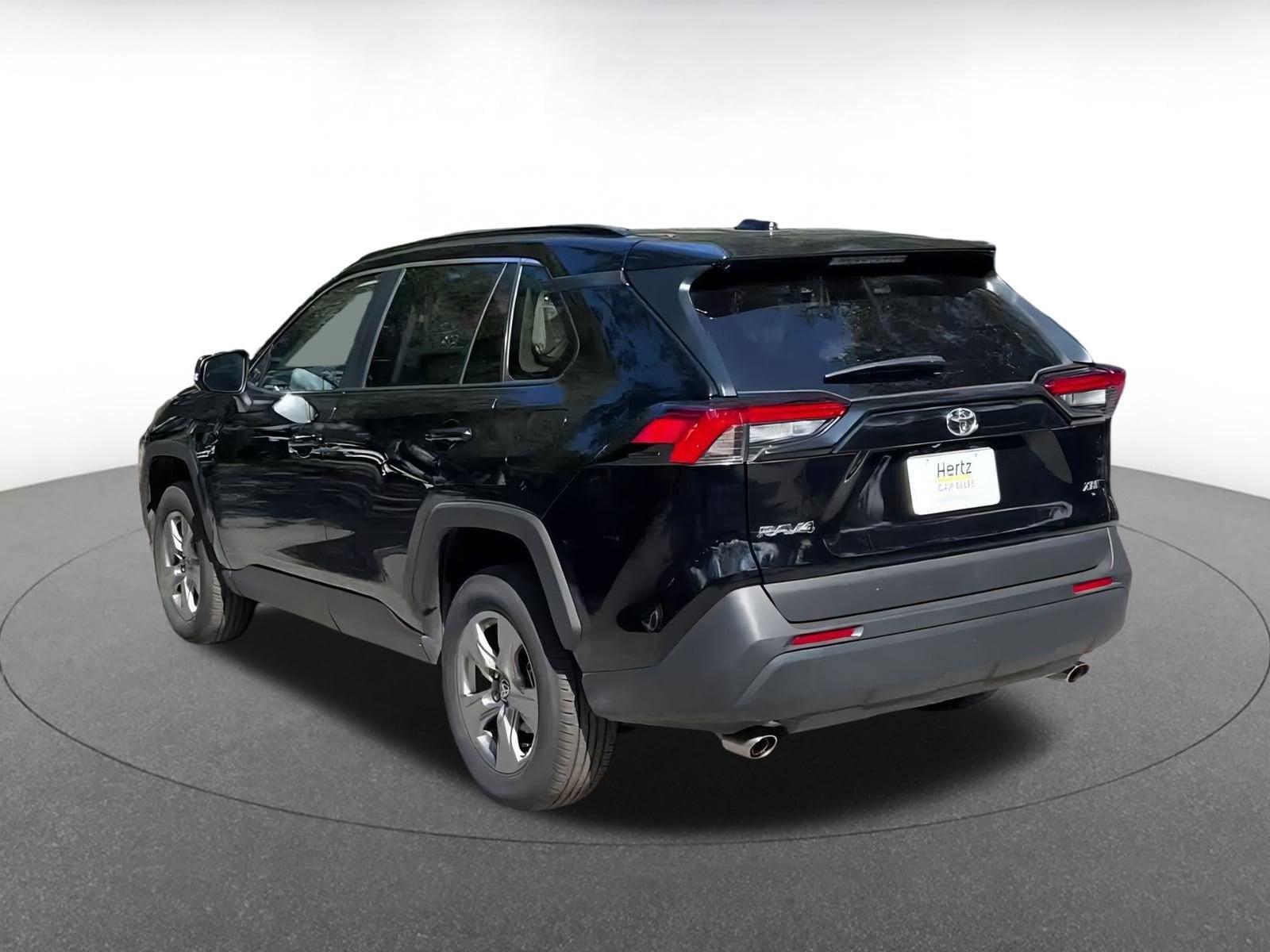 Thumbnail: 2025 Toyota RAV4 - 11