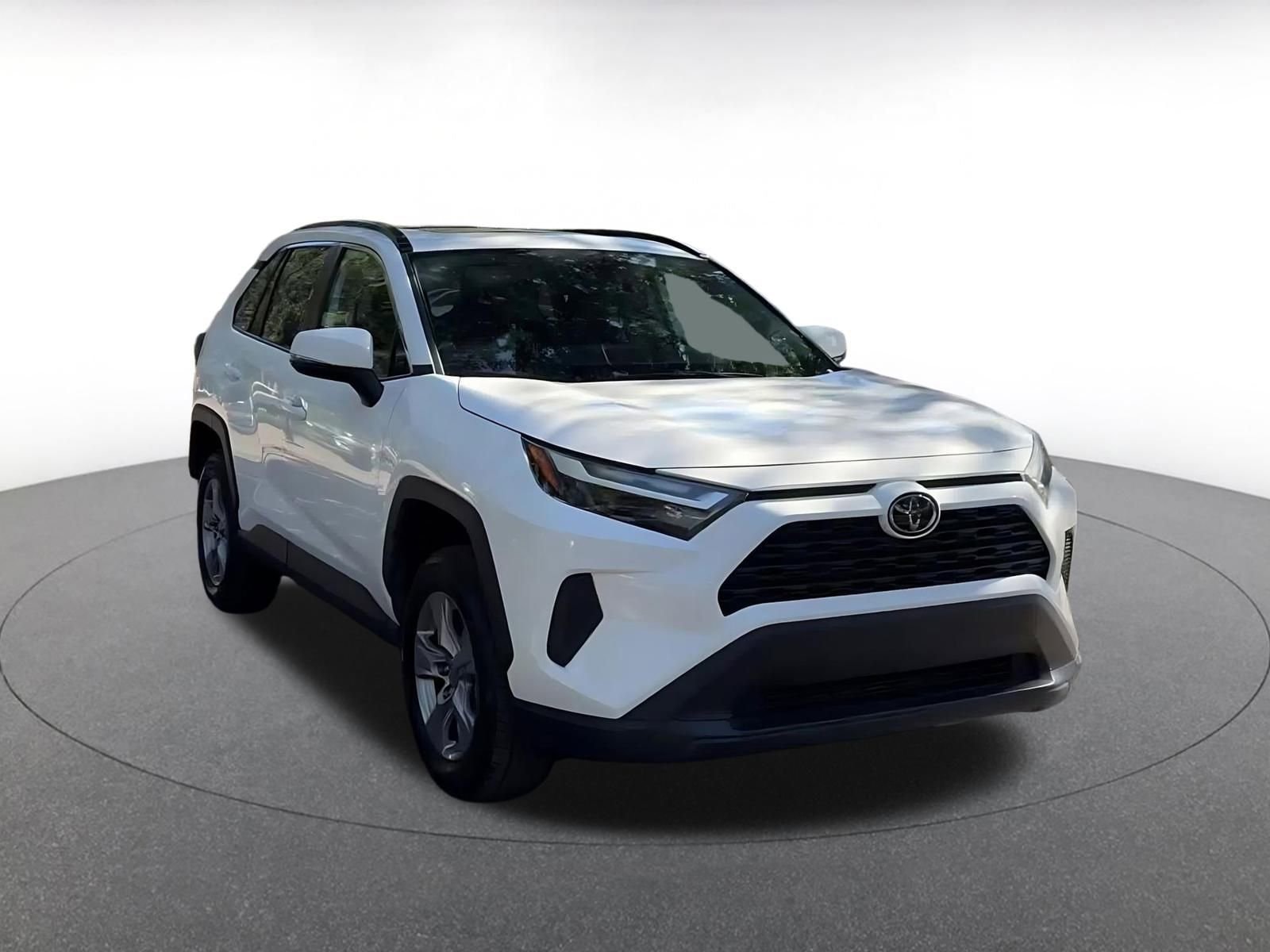 Thumbnail: 2025 Toyota RAV4 - 4