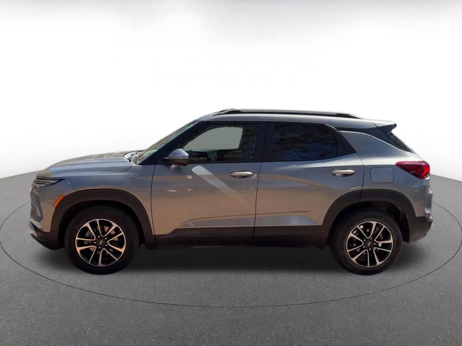 Thumbnail: 2025 Chevrolet TrailBlazer - 9