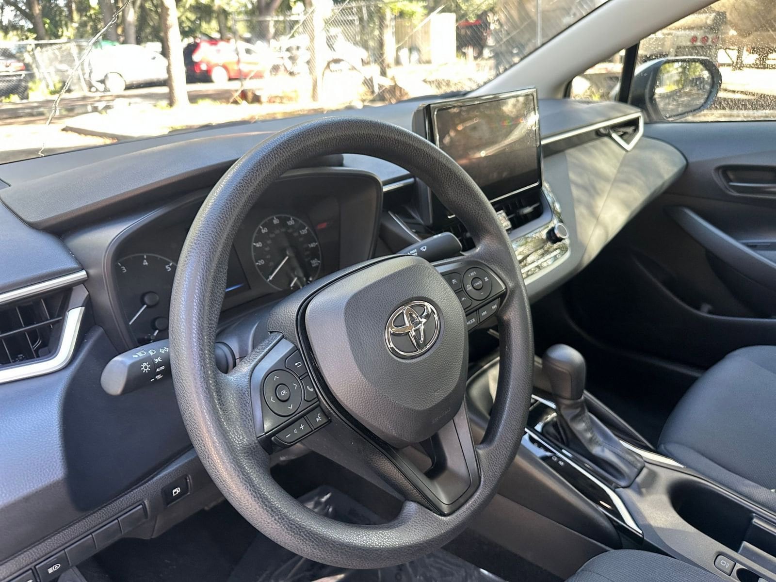 Thumbnail: 2025 Toyota Corolla - 28