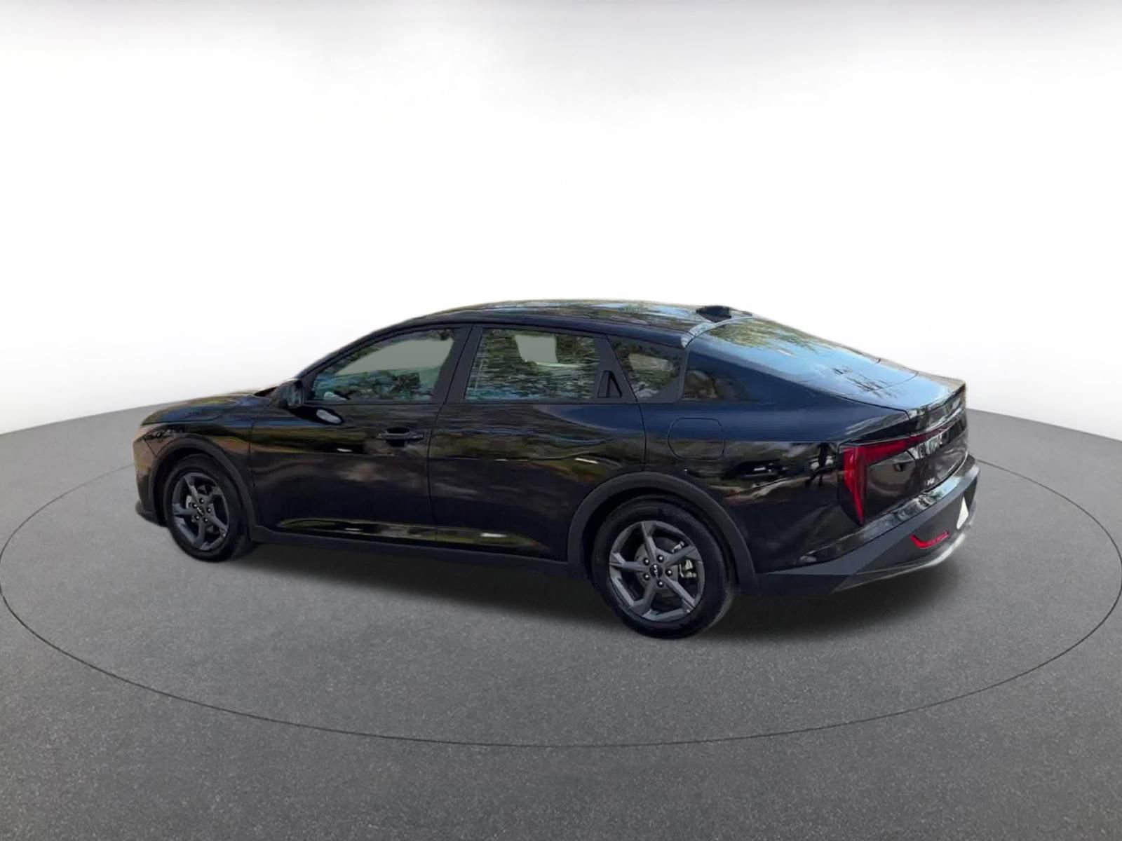 Thumbnail: 2025 Kia K4 - 10