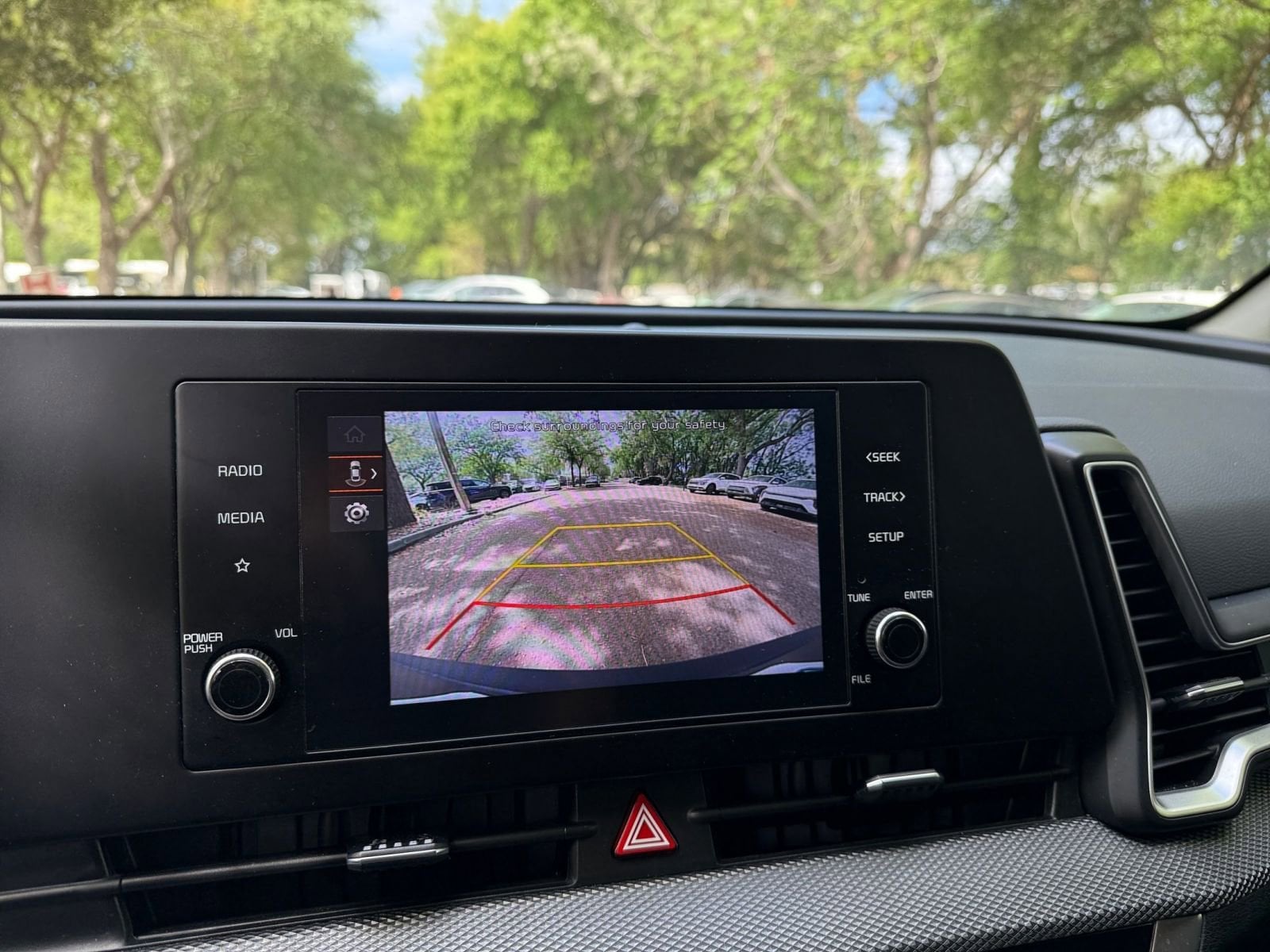 Thumbnail: 2025 Kia Sportage - 21