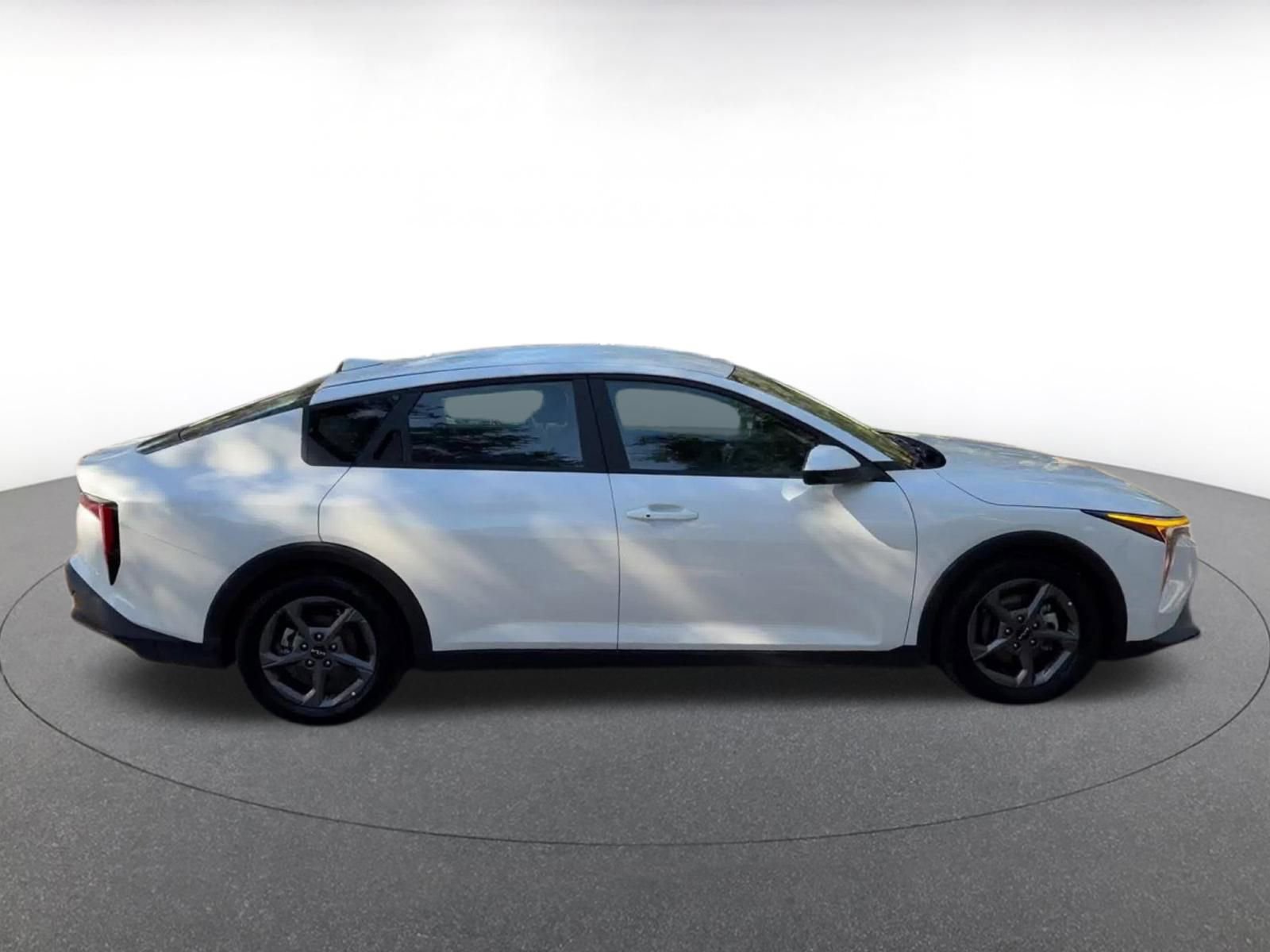 Thumbnail: 2025 Kia K4 - 16