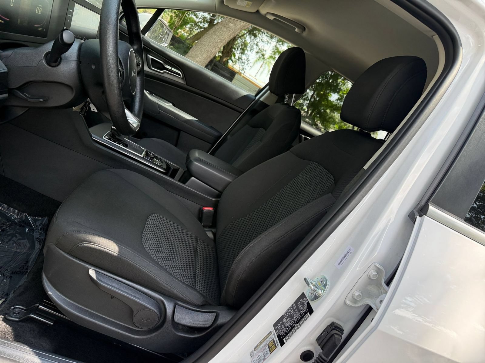 Thumbnail: 2025 Kia Sportage - 25
