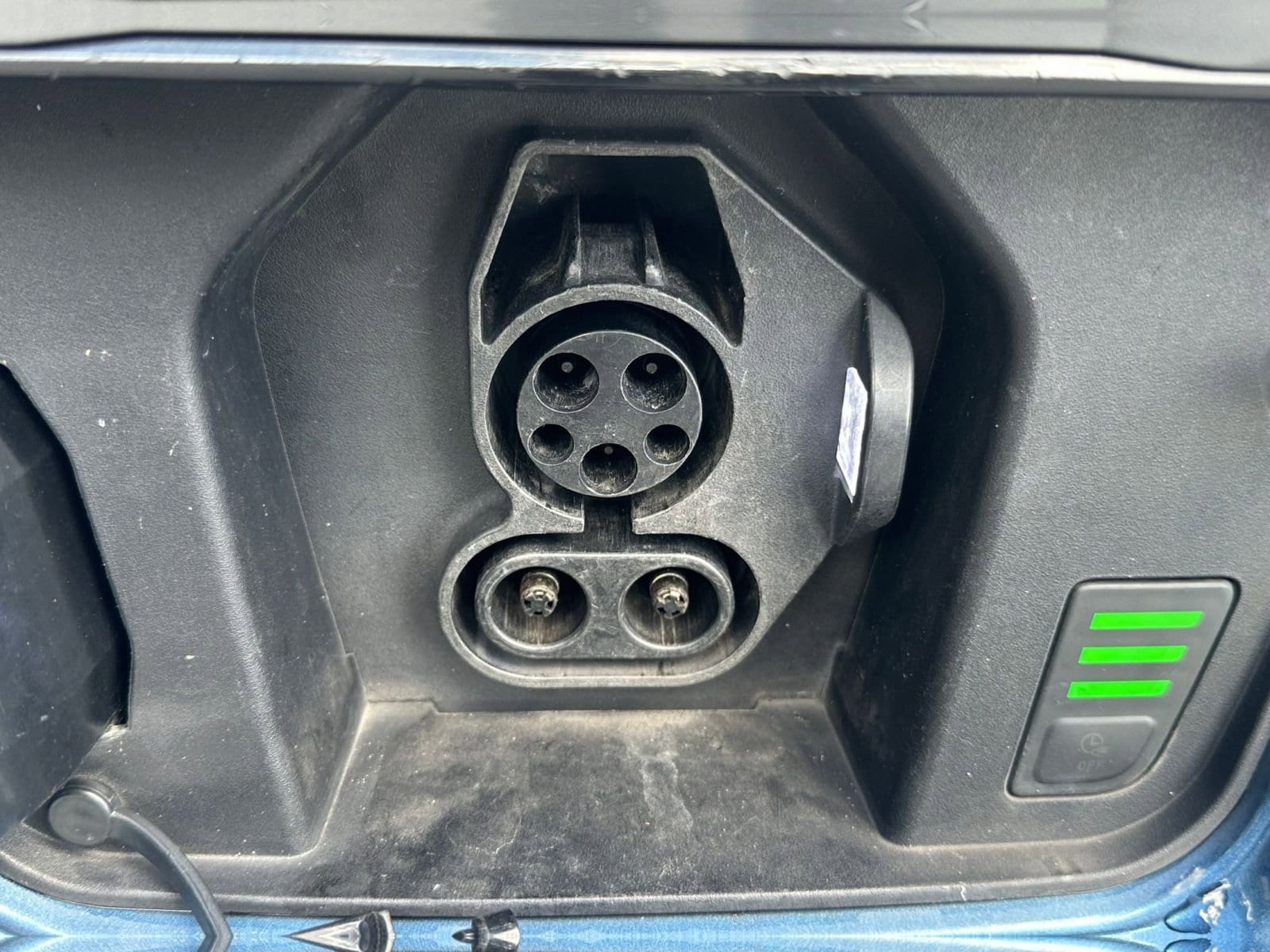 Thumbnail: 2023 Kia Niro - 21