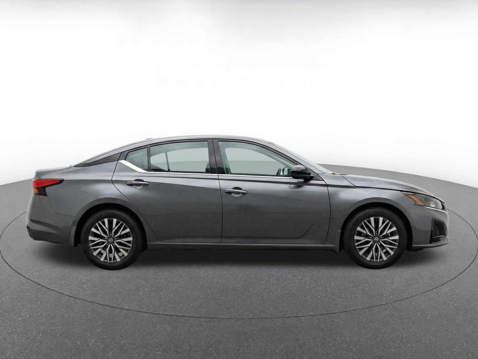 Thumbnail: 2025 Nissan Altima - 14