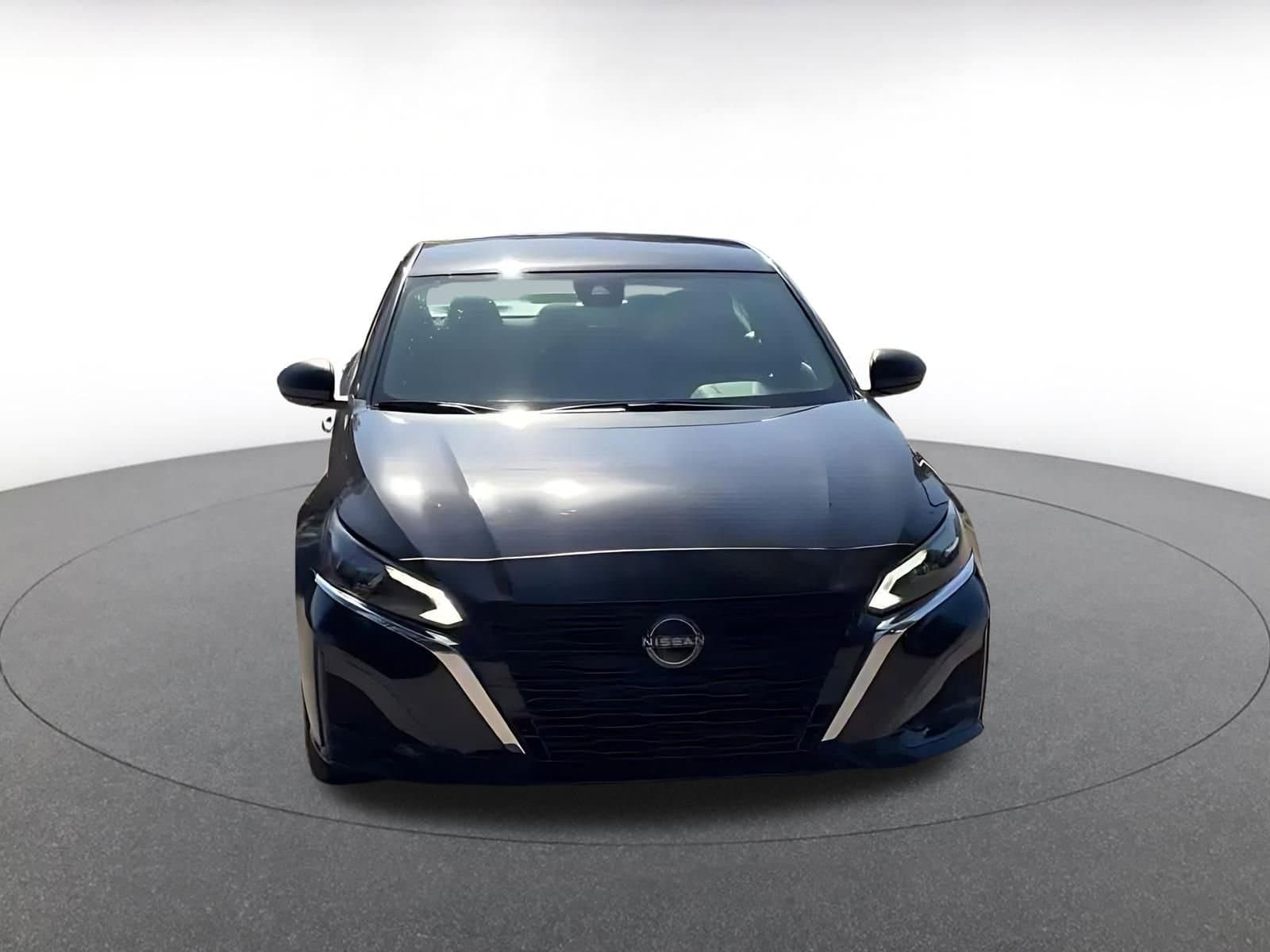 Thumbnail: 2025 Nissan Altima - 4