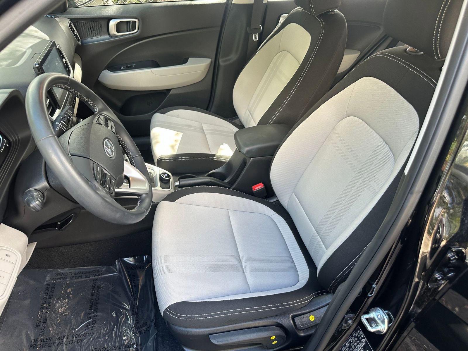 Thumbnail: 2025 Hyundai Venue - 21