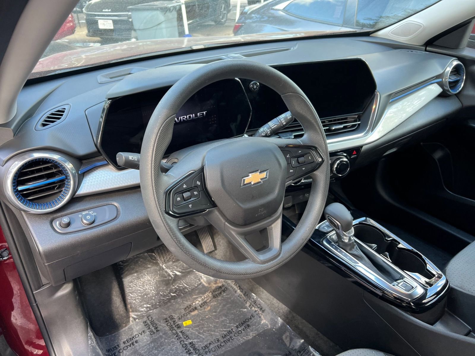 Thumbnail: 2025 Chevrolet Trax - 31