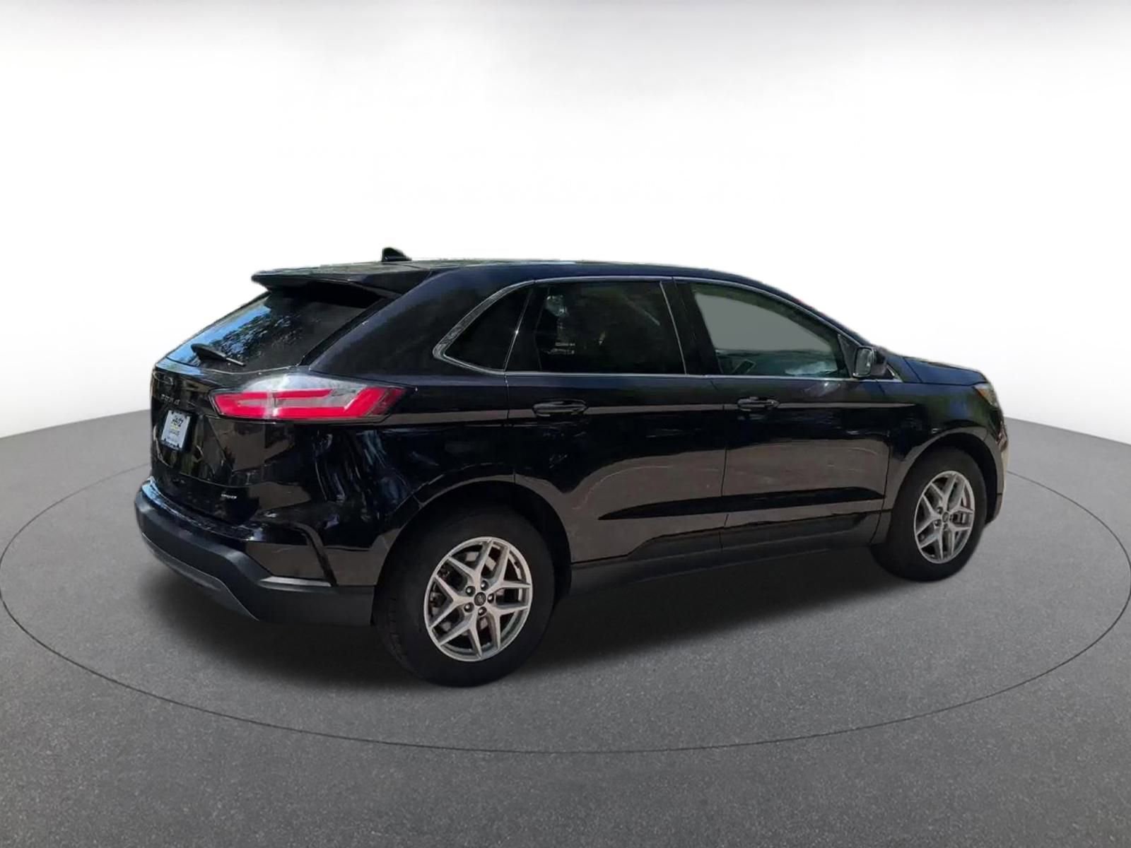 Thumbnail: 2024 Ford Edge - 15