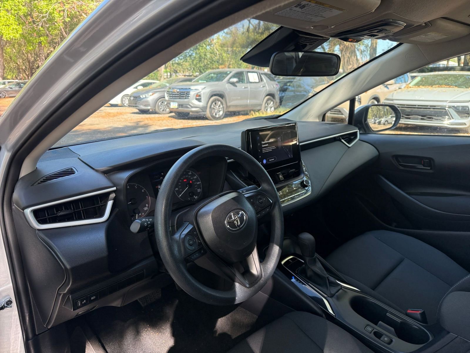 Thumbnail: 2025 Toyota Corolla - 29