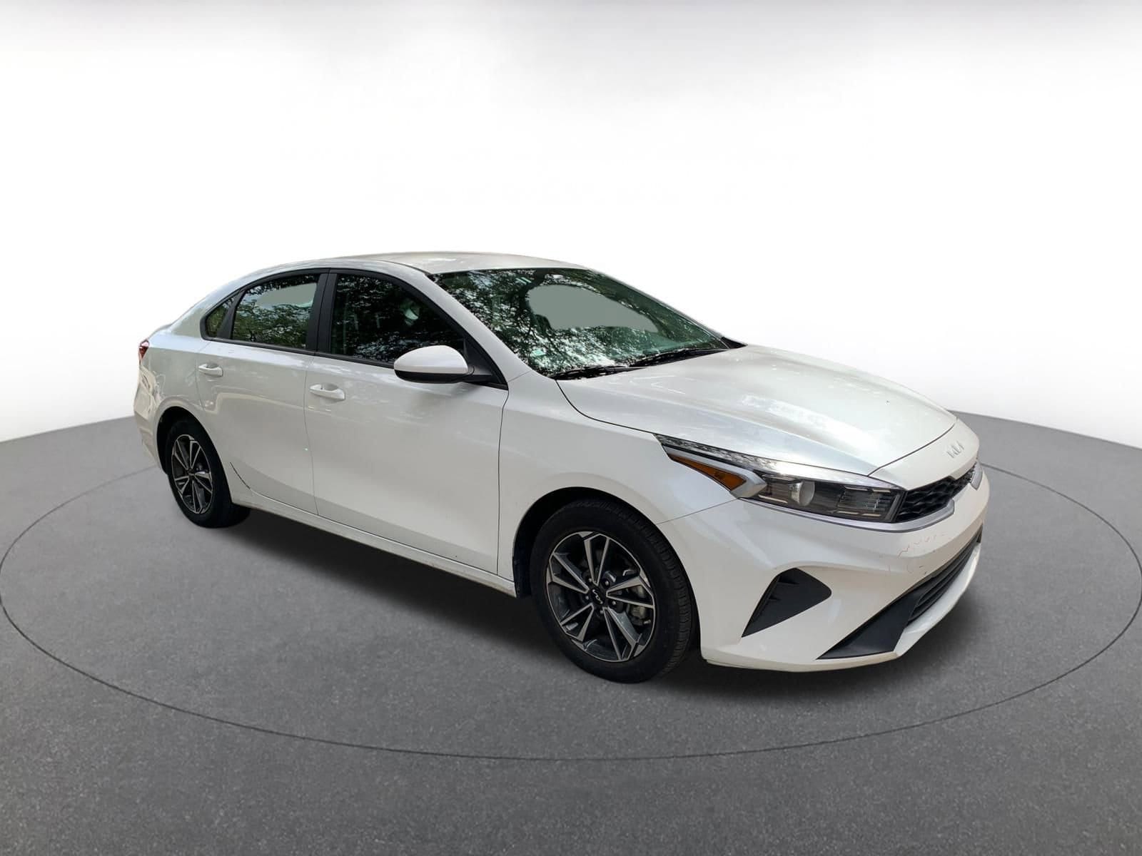 Thumbnail: 2024 Kia Forte - 1