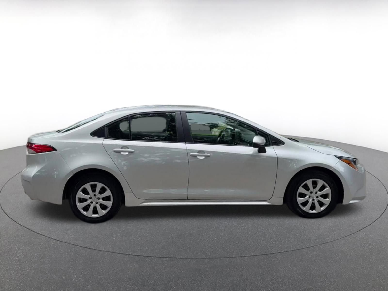 Thumbnail: 2025 Toyota Corolla - 16