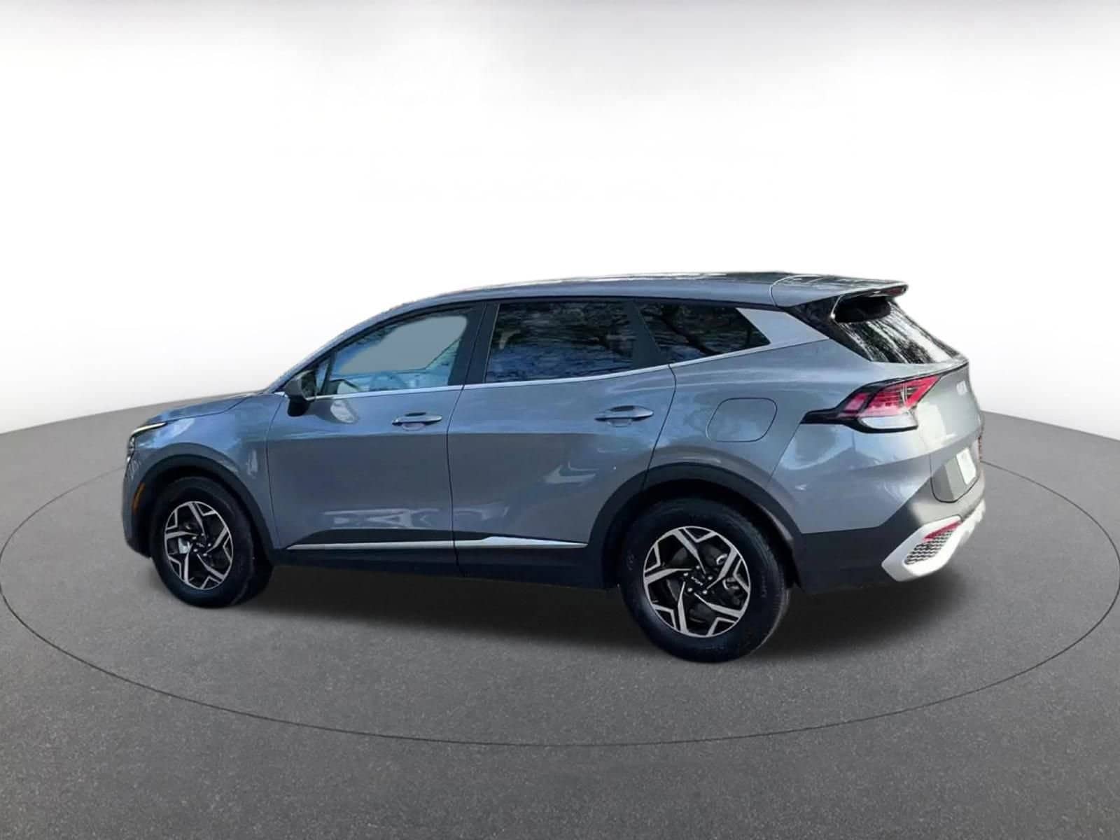 Thumbnail: 2025 Kia Sportage - 10