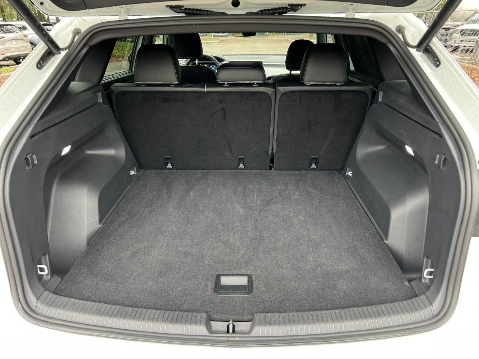 Thumbnail: 2025 Volkswagen Atlas - 27