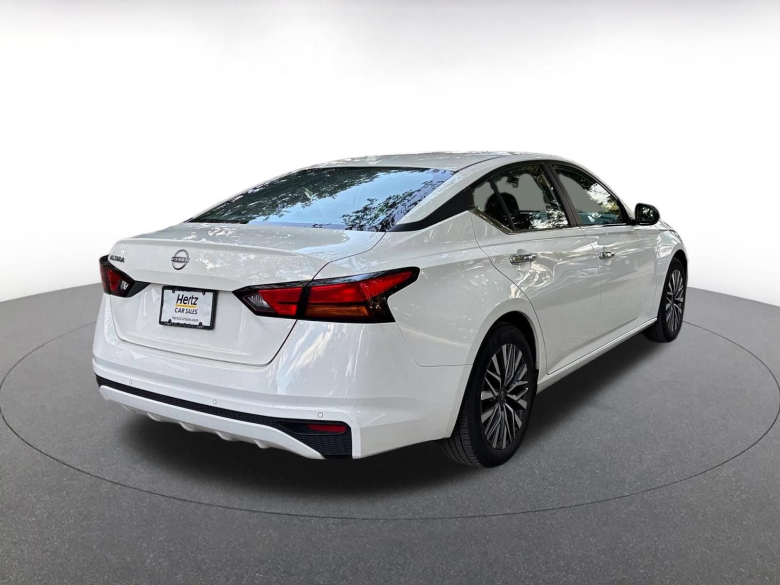 Thumbnail: 2025 Nissan Altima - 7