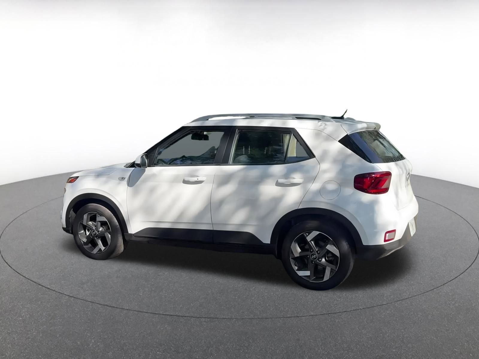 Thumbnail: 2025 Hyundai Venue - 10