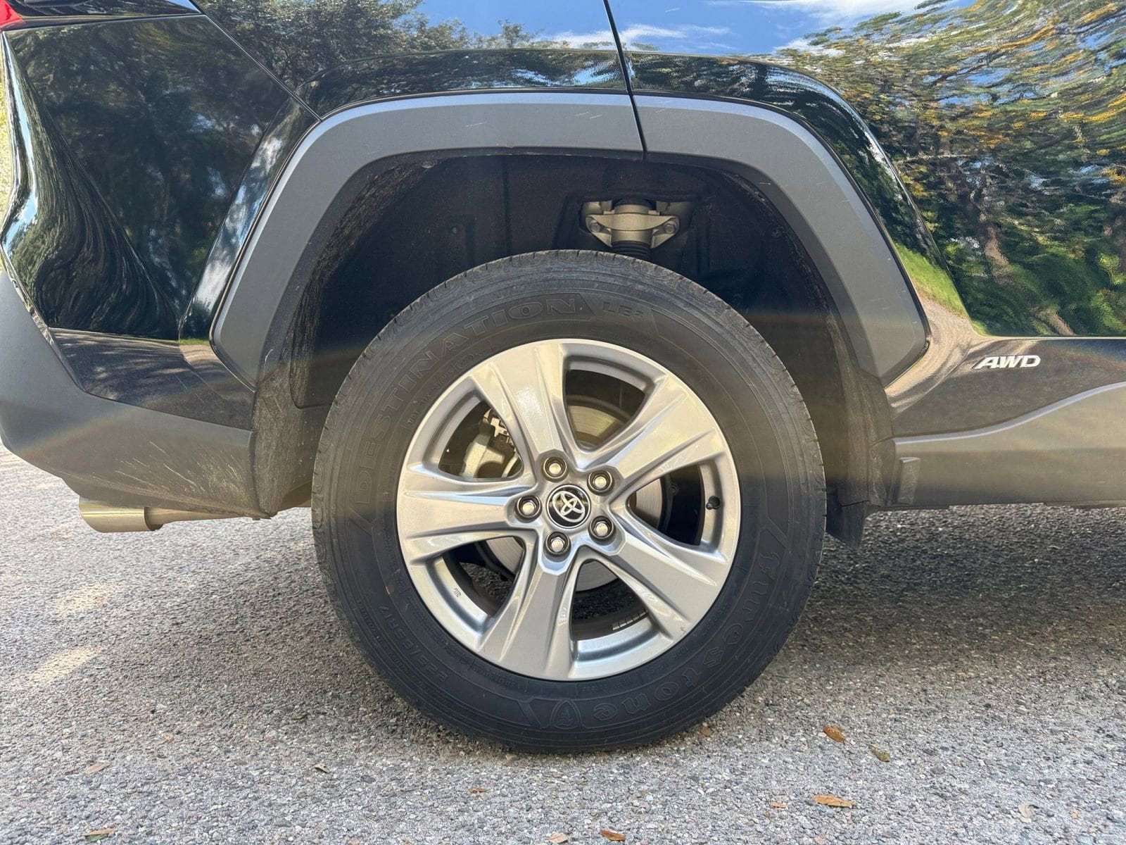 Thumbnail: 2025 Toyota RAV4 - 23