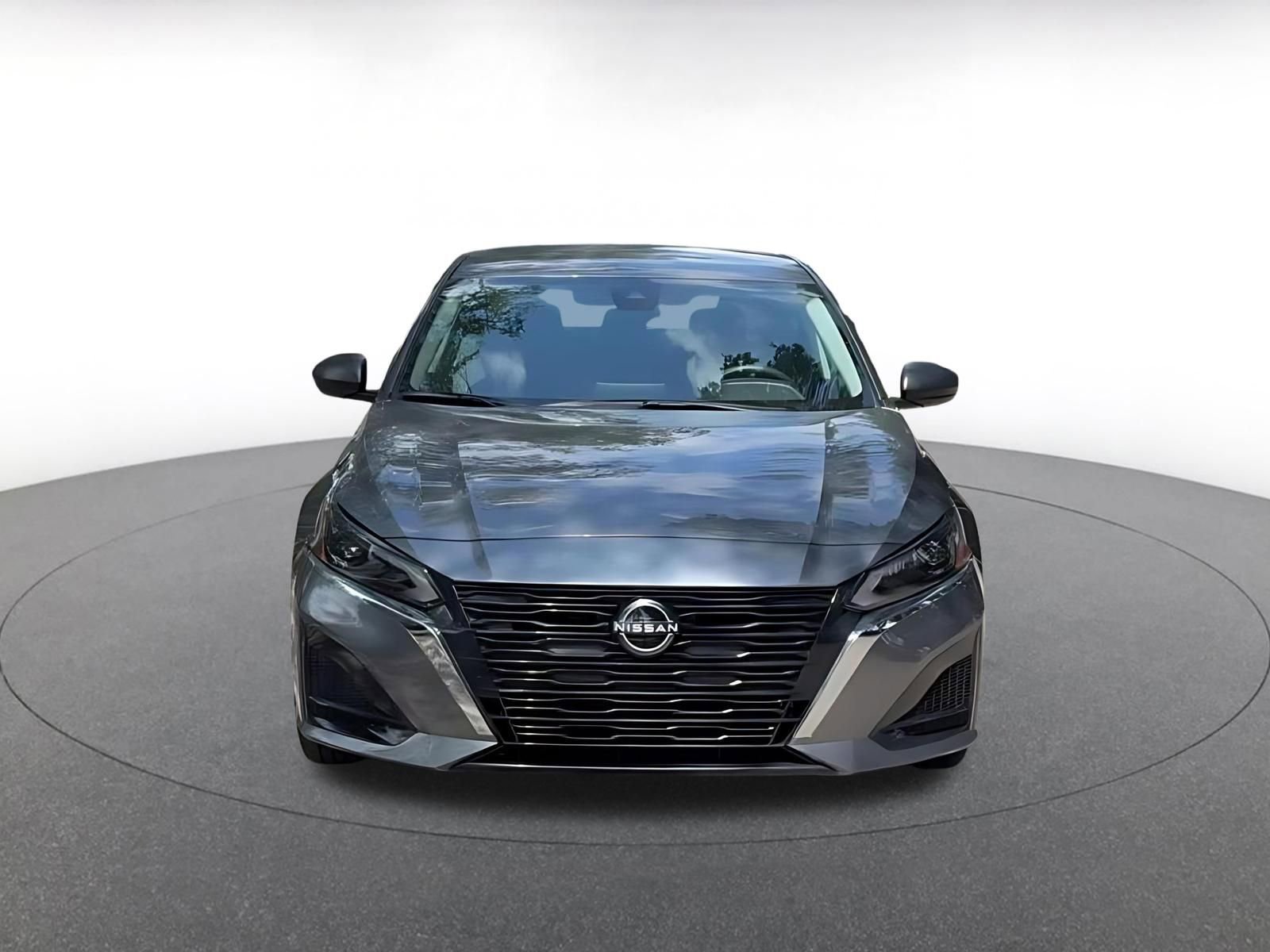 Thumbnail: 2025 Nissan Altima - 4