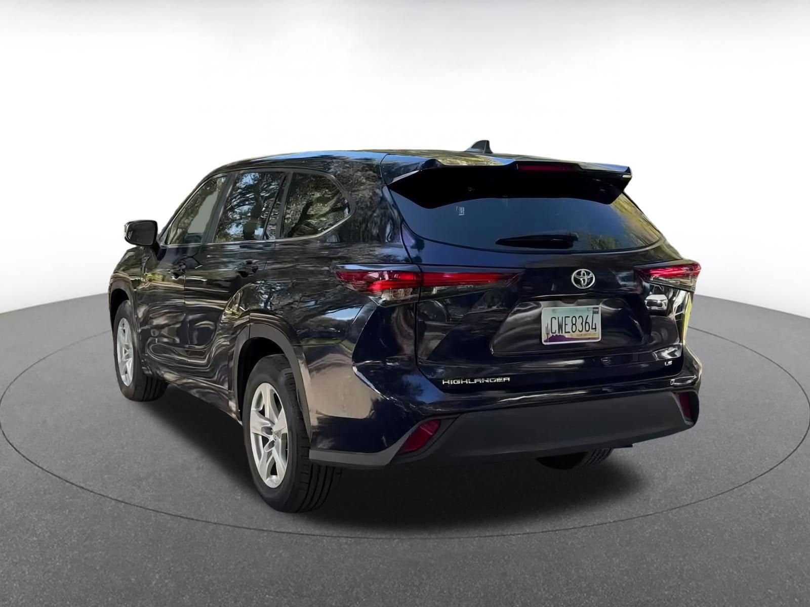 Thumbnail: 2025 Toyota Highlander - 11