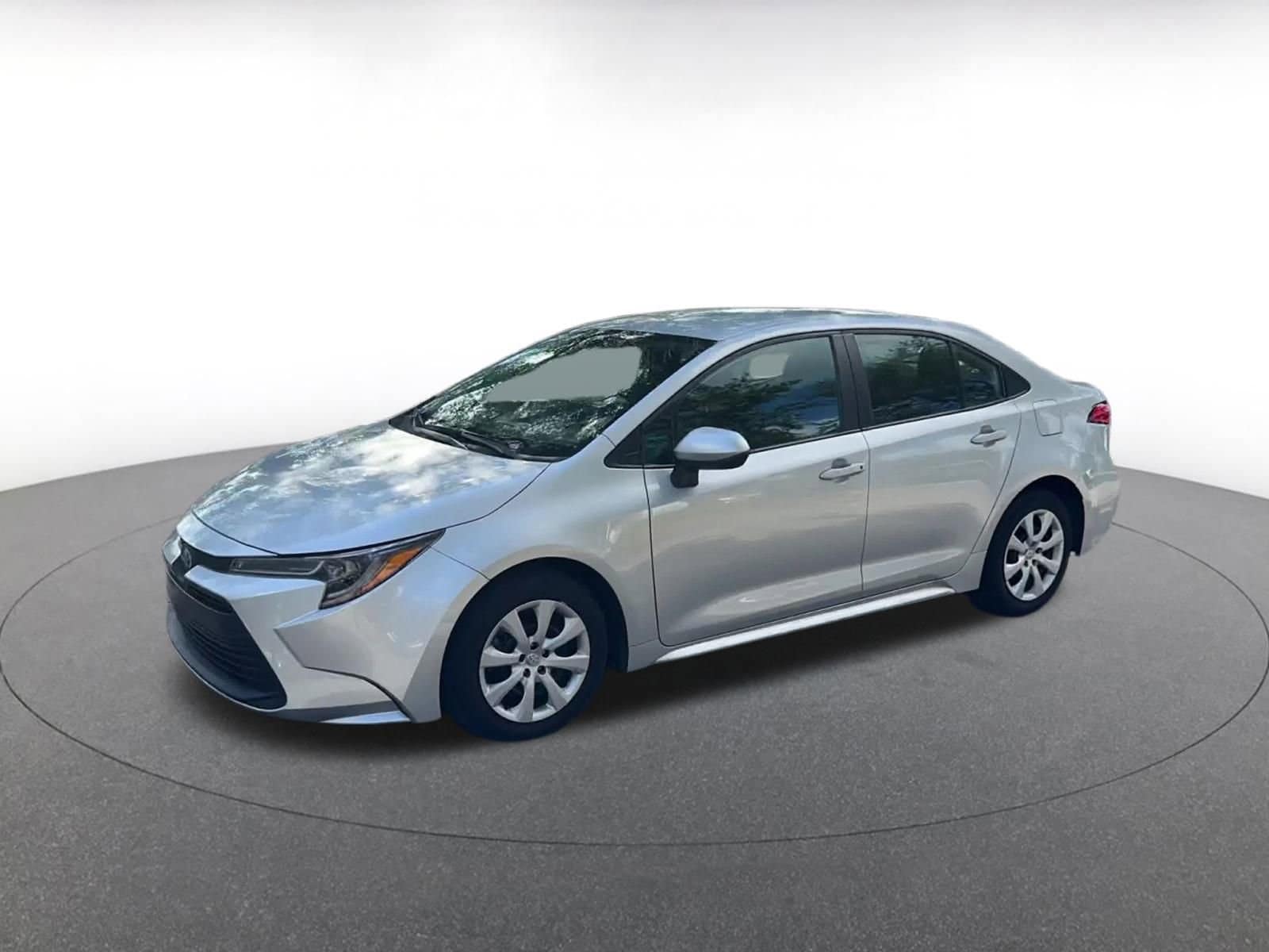 Thumbnail: 2024 Toyota Corolla - 8