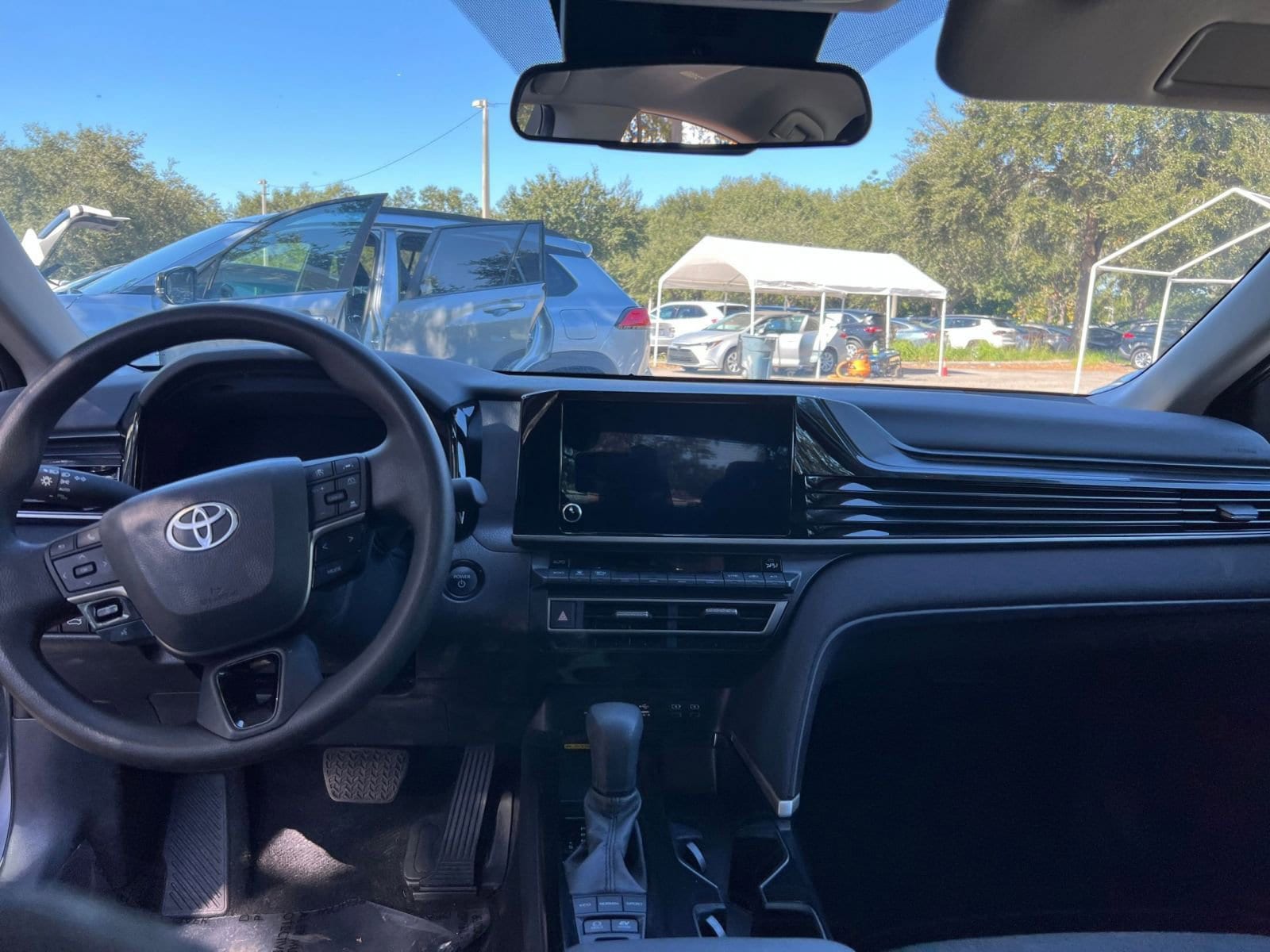 Thumbnail: 2025 Toyota Camry - 27