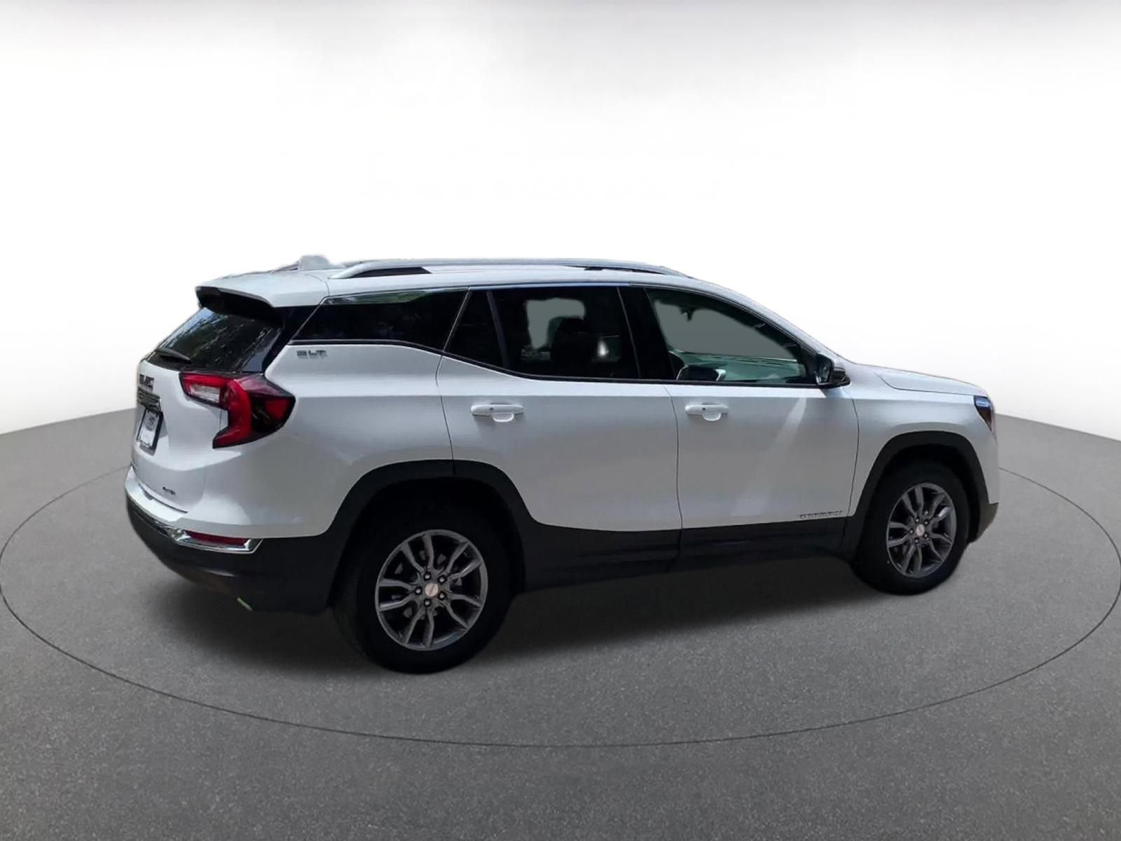 Thumbnail: 2024 GMC Terrain - 15