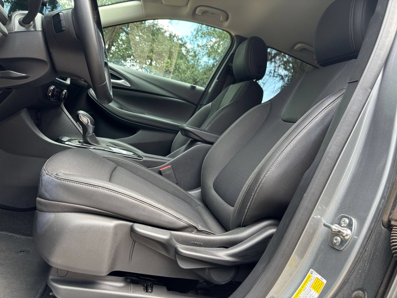 Thumbnail: 2025 Buick Encore GX - 25