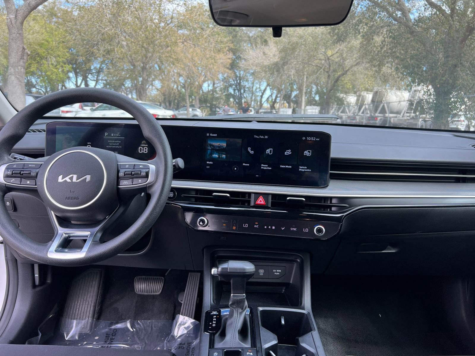 Thumbnail: 2025 Kia K5 - 30