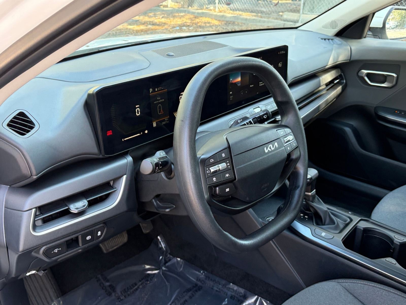 Thumbnail: 2025 Kia K4 - 28