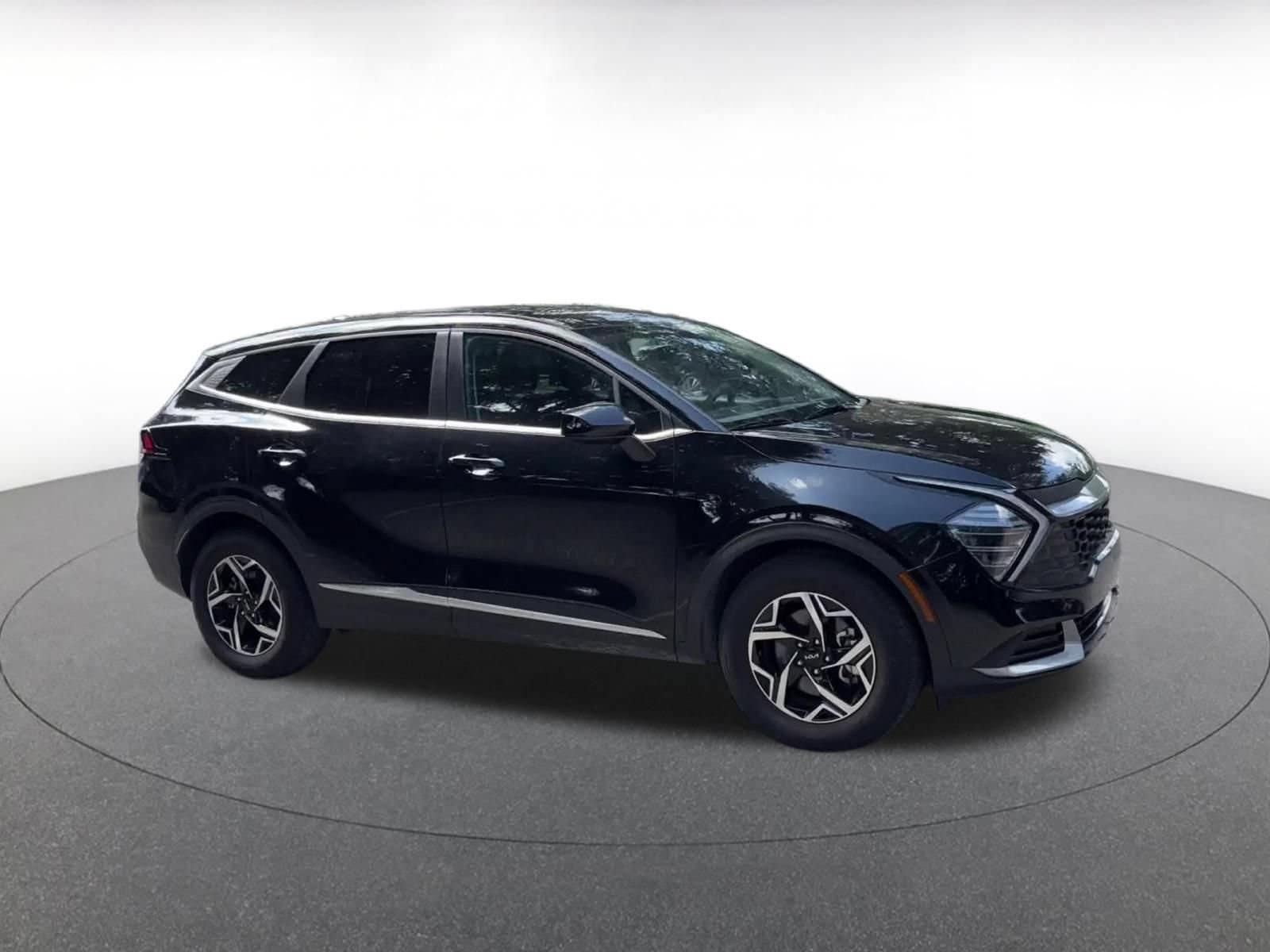 Thumbnail: 2025 Kia Sportage - 2