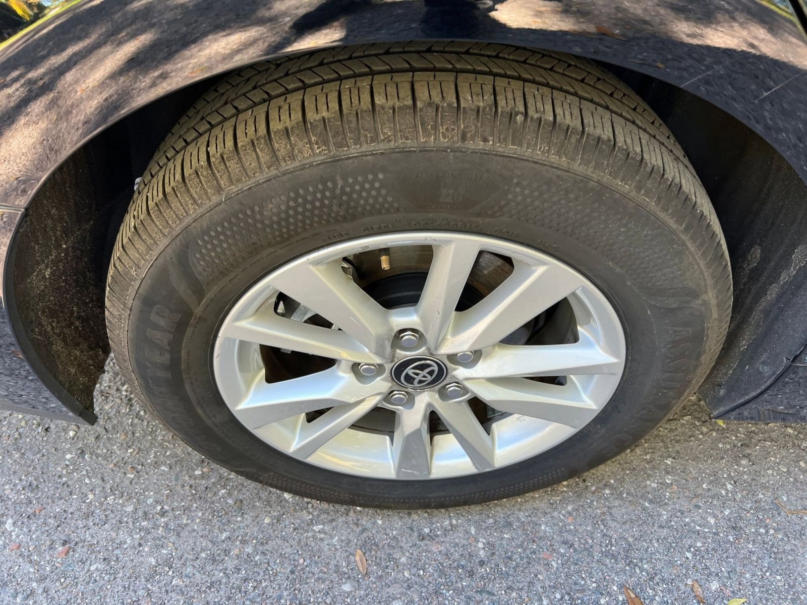 Thumbnail: 2025 Toyota Camry - 23