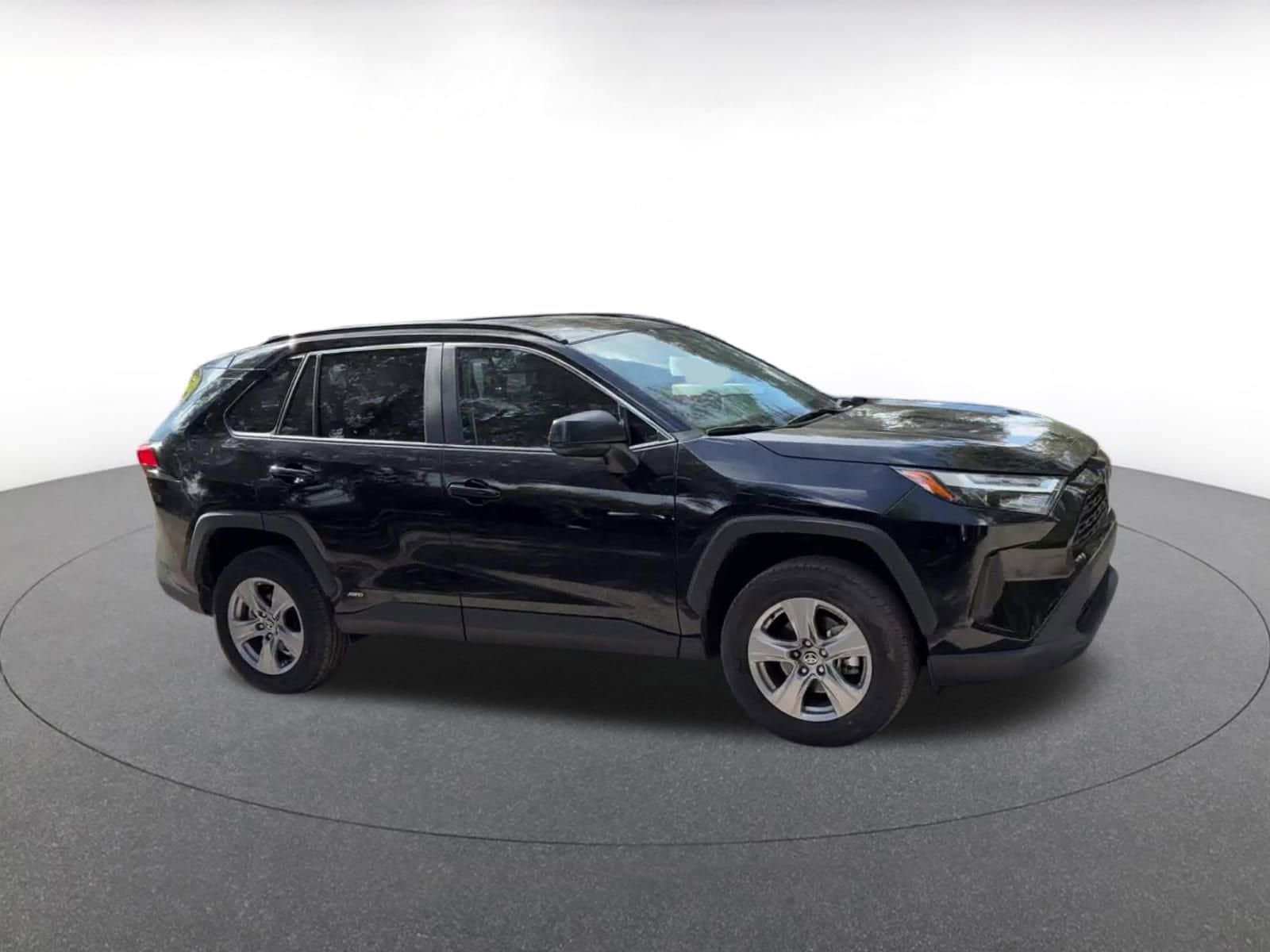 Thumbnail: 2025 Toyota RAV4 - 2