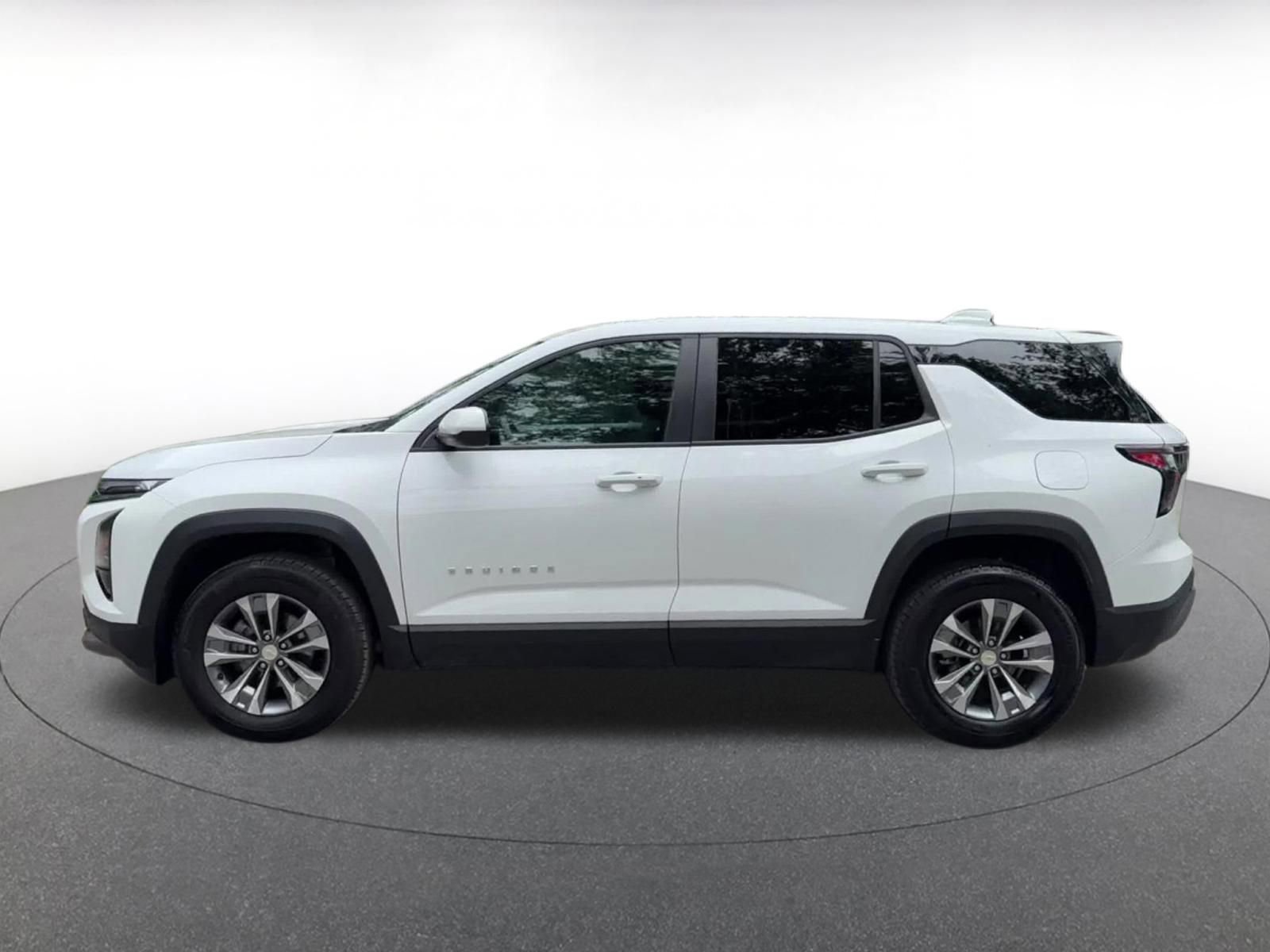 Thumbnail: 2025 Chevrolet Equinox - 9