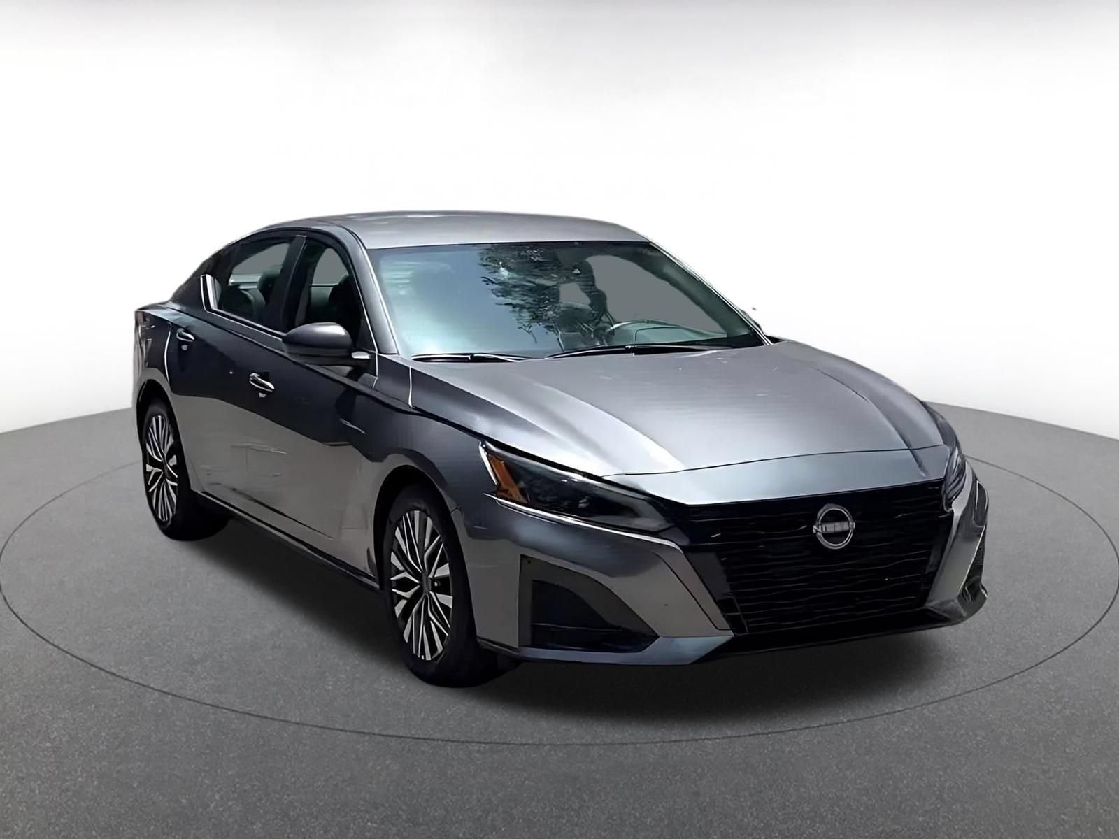 Thumbnail: 2026 Nissan Altima - 3