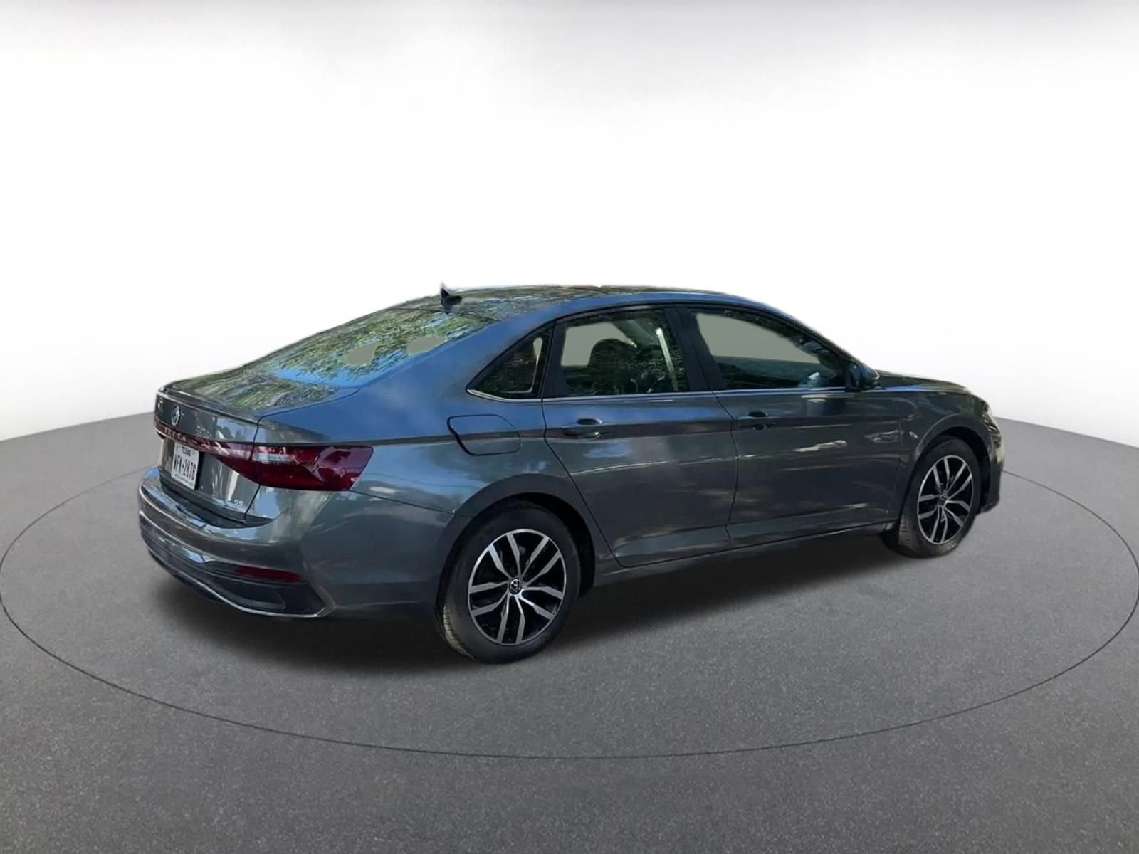 Thumbnail: 2025 Volkswagen Jetta - 14