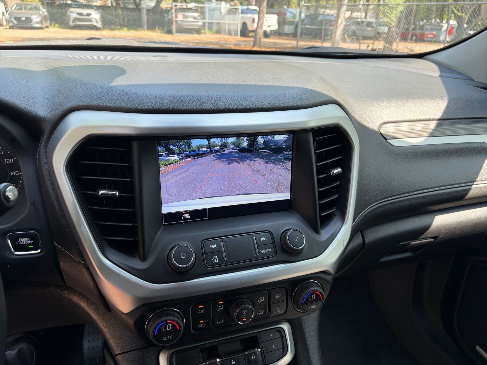 Thumbnail: 2023 GMC Acadia - 17