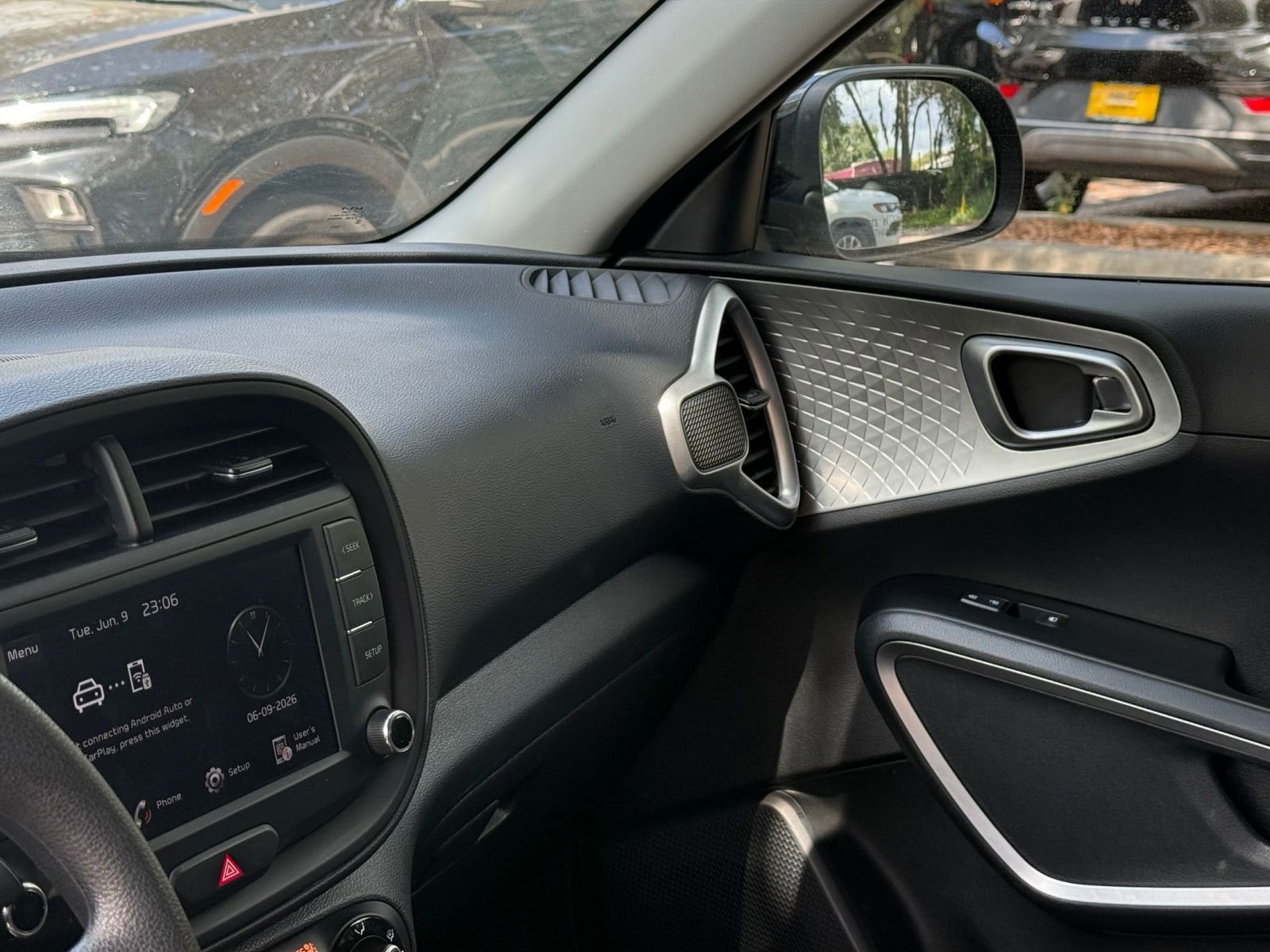 Thumbnail: 2025 Kia Soul - 32