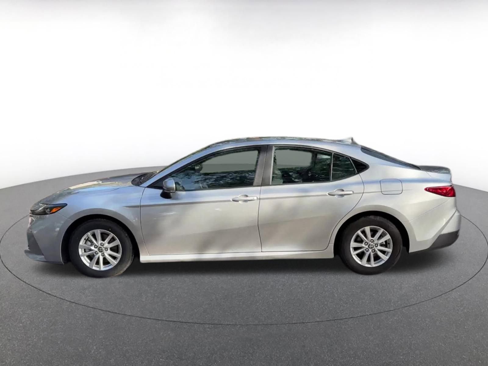 Thumbnail: 2025 Toyota Camry - 9