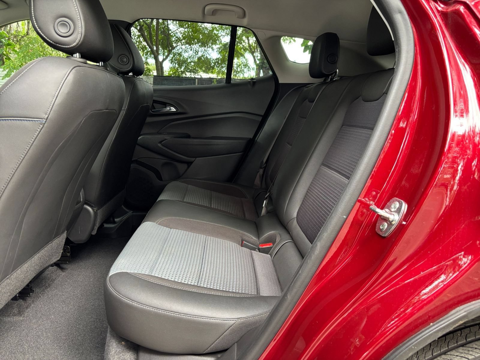 Thumbnail: 2025 Chevrolet Trax - 20