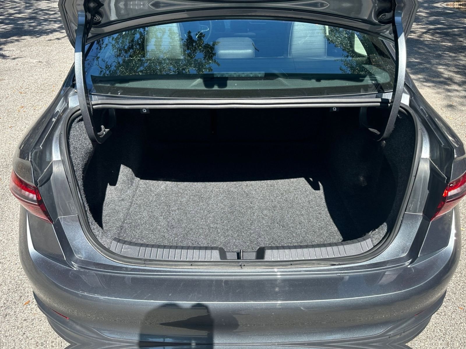 Thumbnail: 2025 Volkswagen Jetta - 24