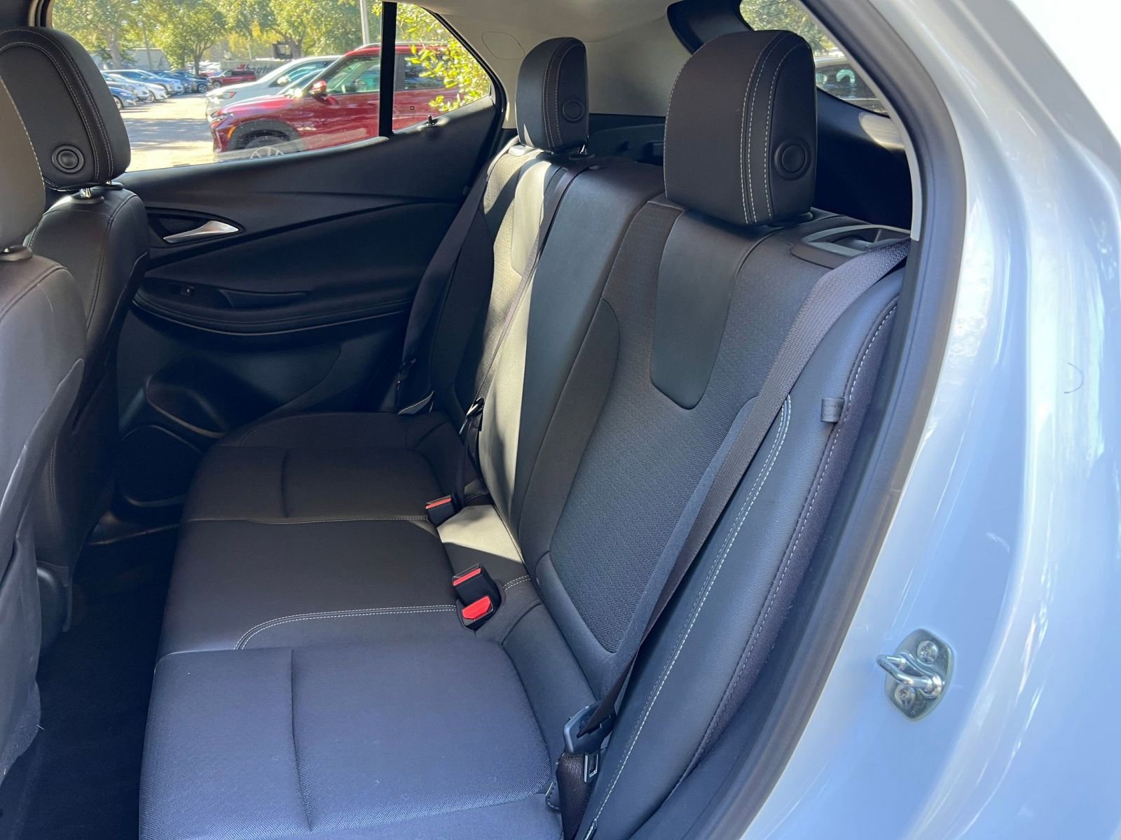 Thumbnail: 2025 Buick Encore GX - 32